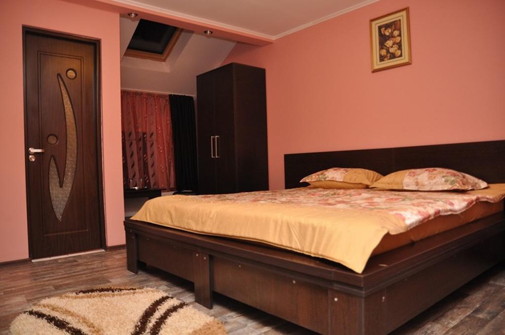 Pensiunea Brancoveneasca Cîmpulung Extérieur photo